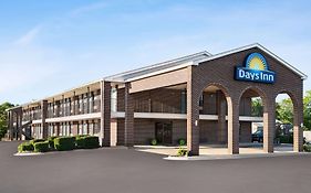 Days Inn By Wyndham Demopolis